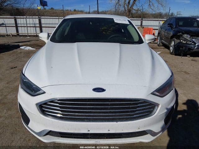 2019 FORD FUSION SEL 13