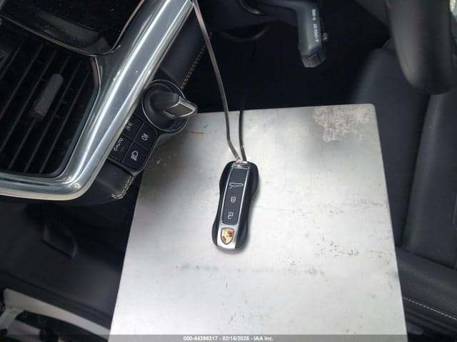 2023 PORSCHE PANAMERA 4S 11