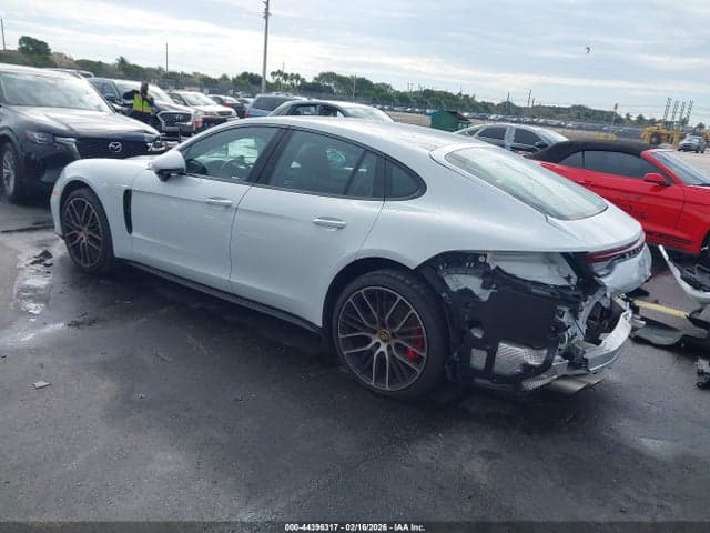 2023 PORSCHE PANAMERA 4S 3
