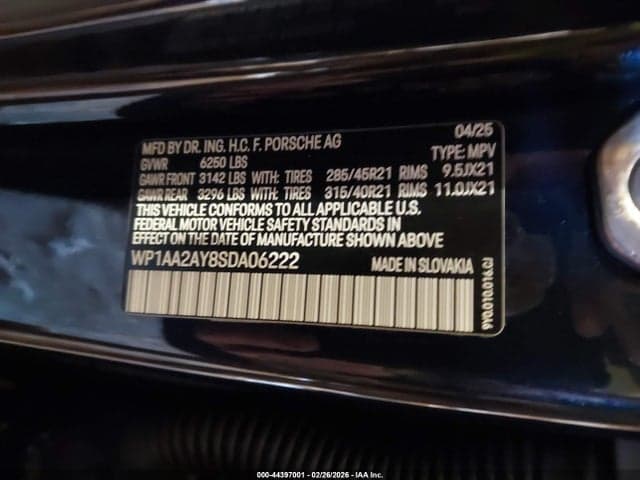 2025 PORSCHE CAYENNE 9