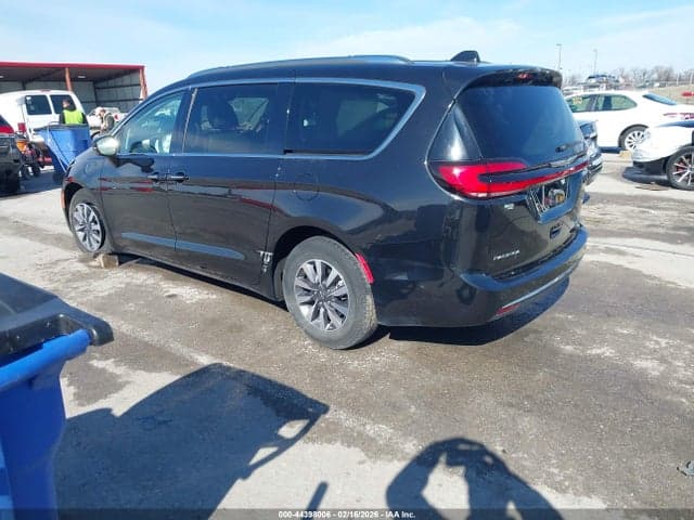 2021 CHRYSLER PACIFICA HYBRID TOURING L 3