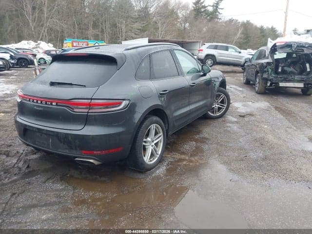 2021 PORSCHE MACAN 4