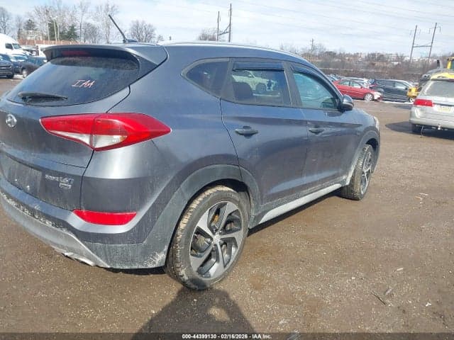 2017 HYUNDAI TUCSON SPORT 4