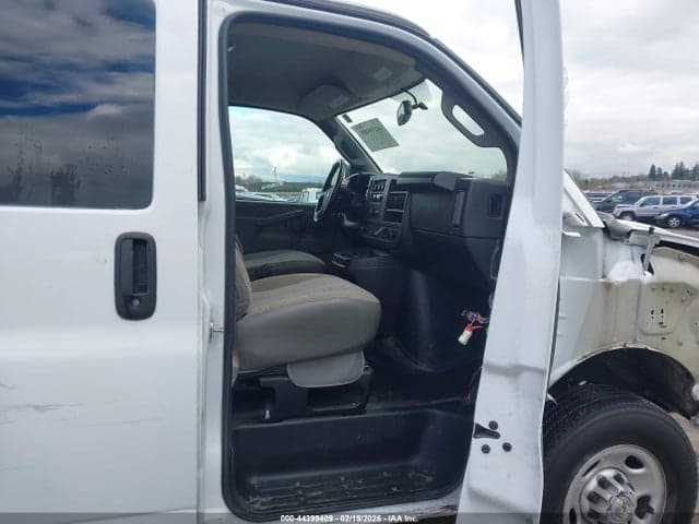 2023 CHEVROLET EXPRESS CARGO RWD 2500 REGULAR WHEELBASE WT 5