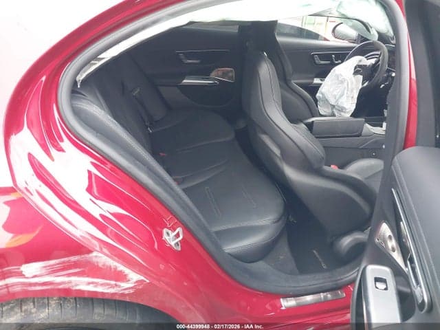 2025 MERCEDES-BENZ AMG E 53 E 8