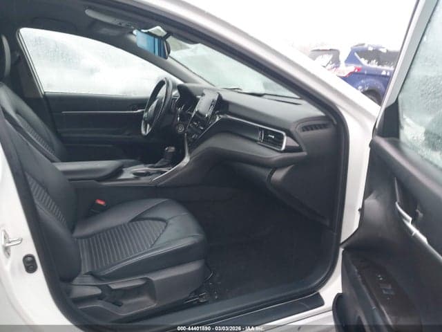 2021 TOYOTA CAMRY SE 5