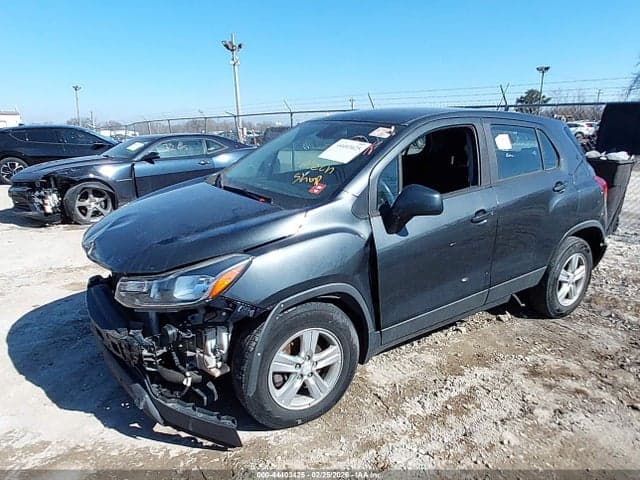 2019 CHEVROLET TRAX LS 2