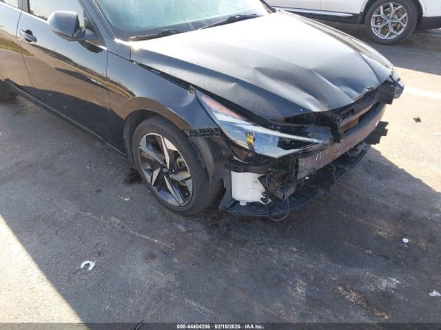 2023 HYUNDAI ELANTRA LIMITED 6