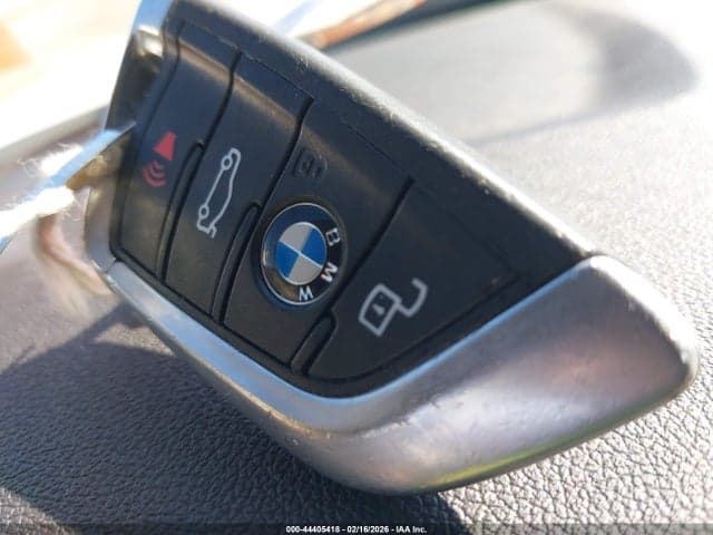 2019 BMW 330I 11