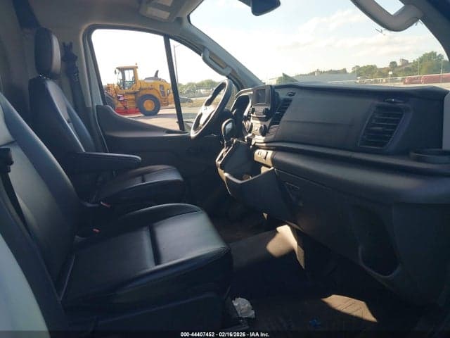 2022 FORD TRANSIT-250 5