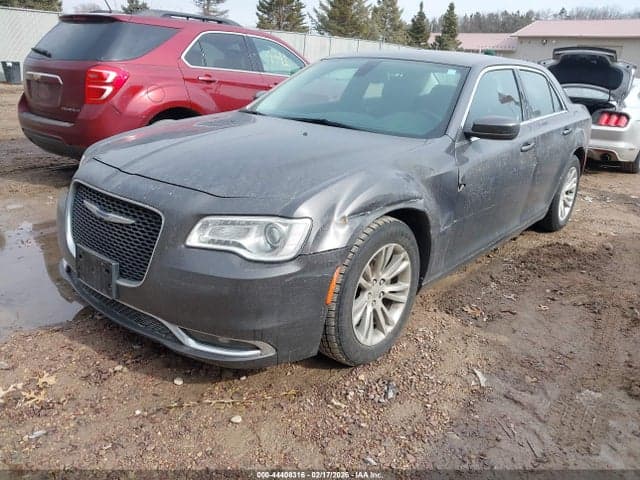 2020 CHRYSLER 300 TOURING 2