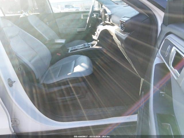2021 FORD EXPLORER XLT 5