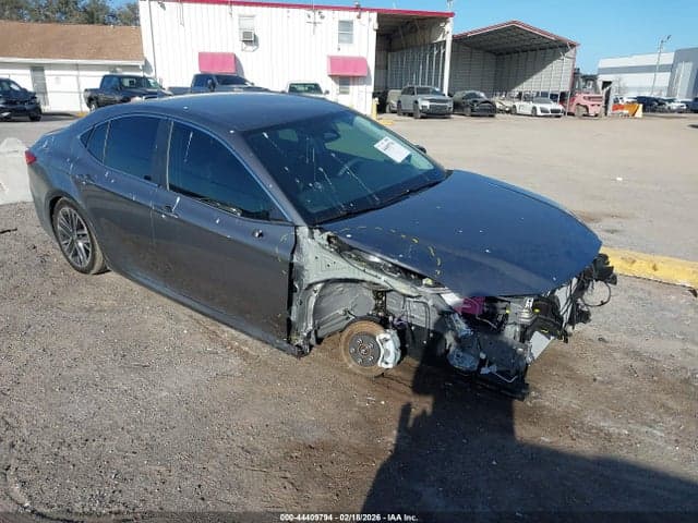 2026 TOYOTA CAMRY XLE 1