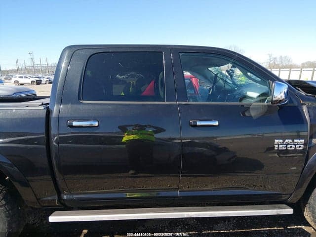2017 RAM 1500 LARAMIE 4X4 5'7 BOX 13