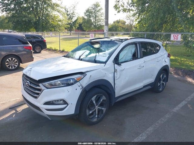 2018 HYUNDAI TUCSON VALUE 12