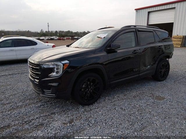 2022 GMC TERRAIN FWD SLE 2