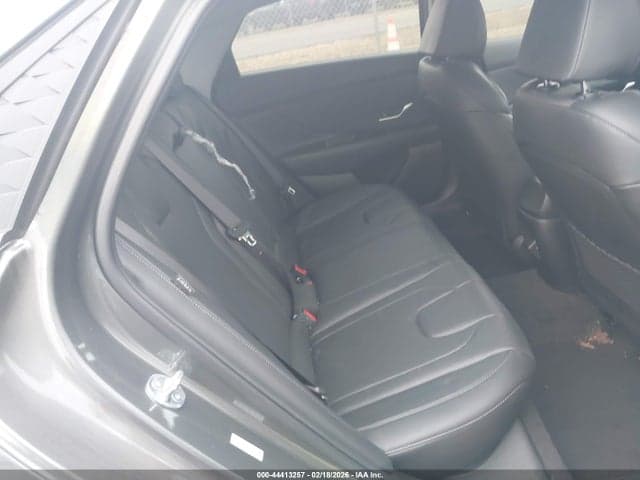 2025 HYUNDAI ELANTRA LIMITED 8