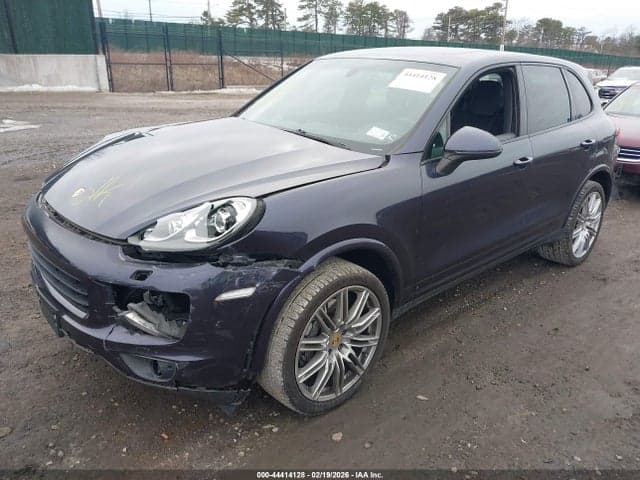 2017 PORSCHE CAYENNE PLATINUM 2