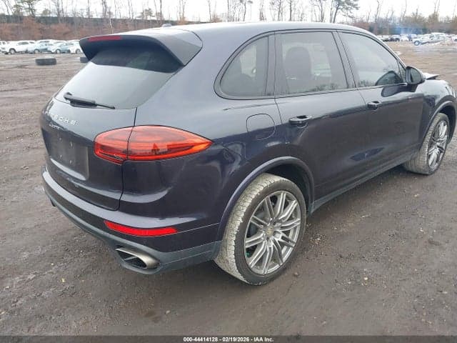 2017 PORSCHE CAYENNE PLATINUM 4
