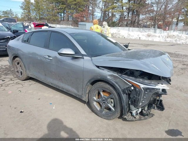 2025 KIA K4 LXS 1