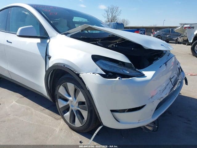 2023 TESLA MODEL Y 6
