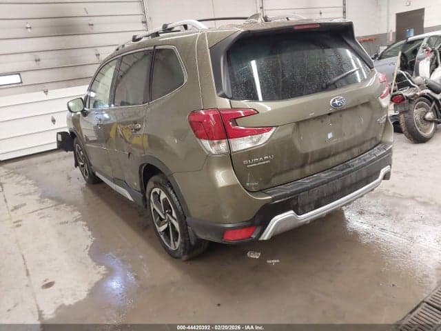 2023 SUBARU FORESTER TOURING 3