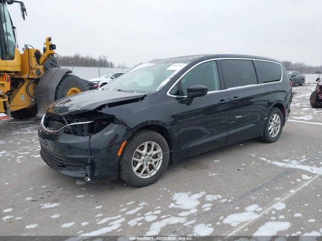 2017 CHRYSLER PACIFICA TOURING 2