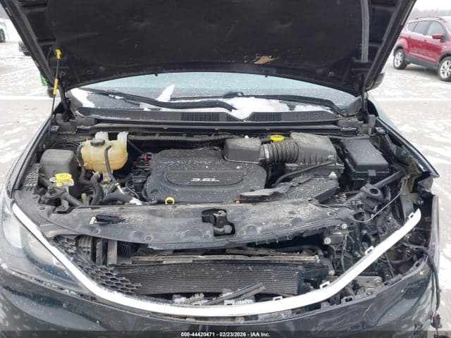 2017 CHRYSLER PACIFICA TOURING 10