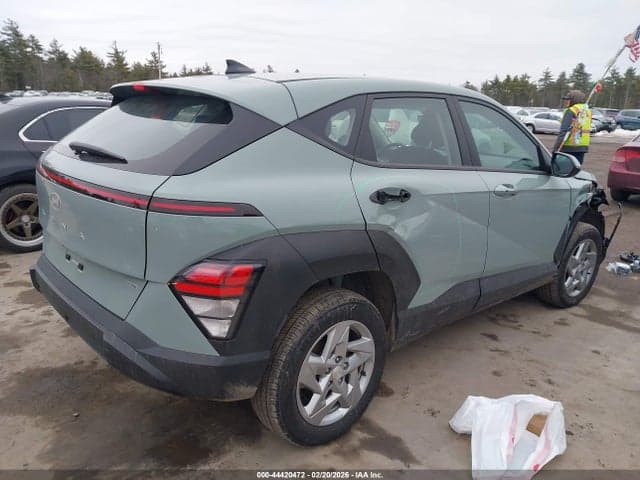 2026 HYUNDAI KONA SE 4