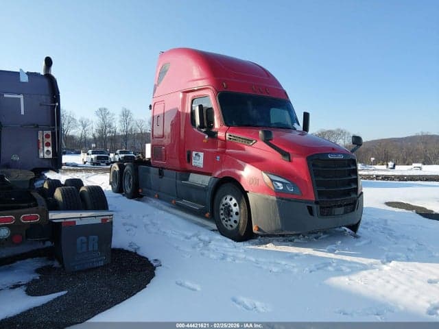 2020 FREIGHTLINER NEW CASCADIA 126 - 1