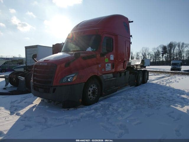 2020 FREIGHTLINER NEW CASCADIA 126 2