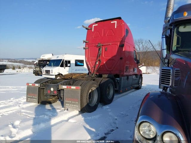 2020 FREIGHTLINER NEW CASCADIA 126 4