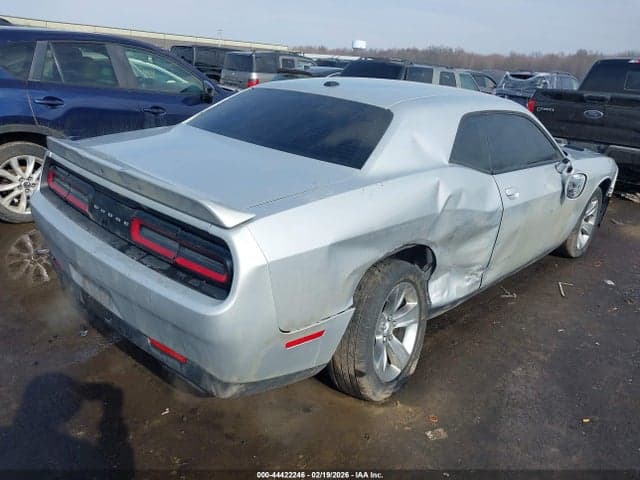 2021 DODGE CHALLENGER SXT 4