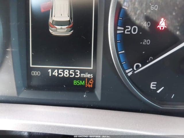 2018 TOYOTA RAV4 XLE 16