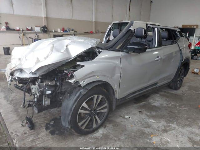 2019 NISSAN KICKS SR 2