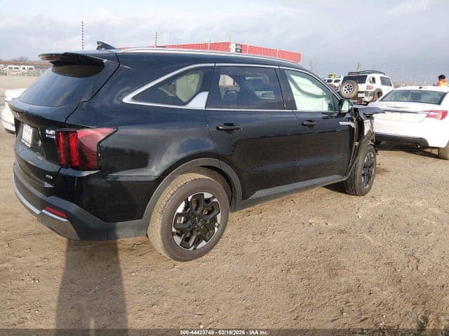 2024 KIA SORENTO S 5