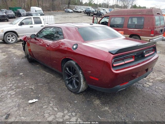 2018 DODGE CHALLENGER SXT 3
