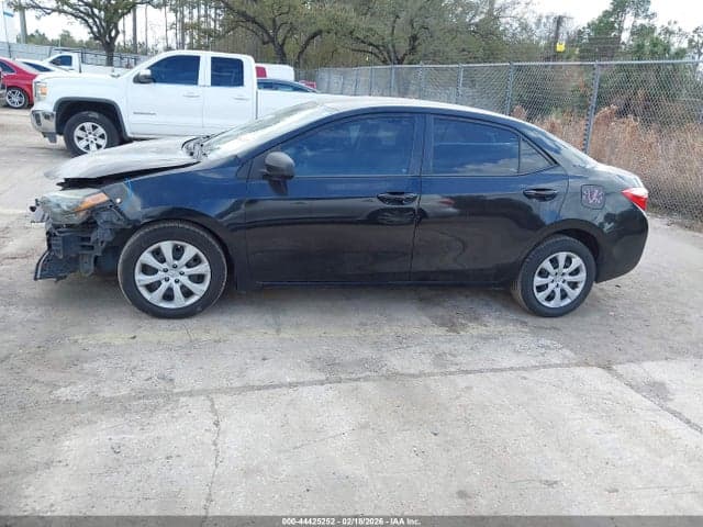 2018 TOYOTA COROLLA LE 15