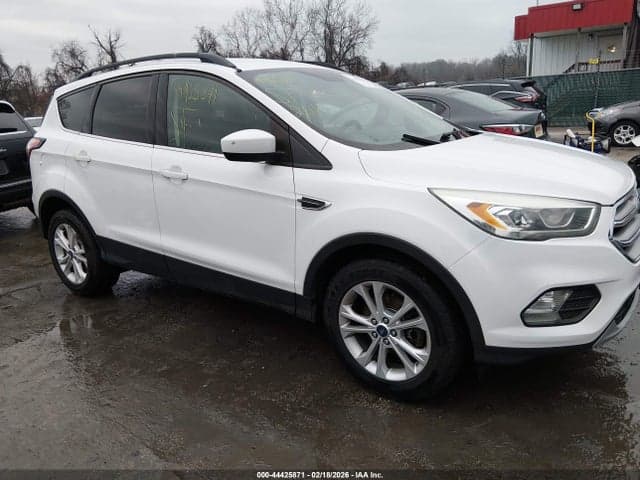 2017 FORD ESCAPE SE 1