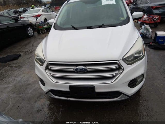 2017 FORD ESCAPE SE 12