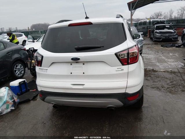 2017 FORD ESCAPE SE 16