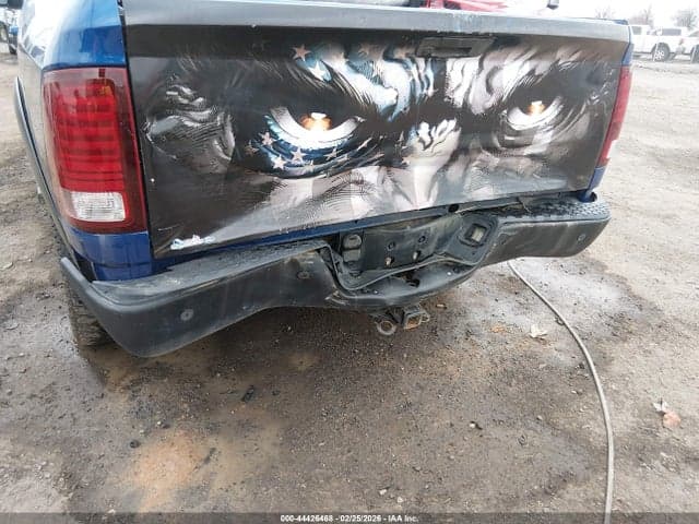 2019 RAM 1500 CLASSIC WARLOCK 4X2 6'4 BOX 6