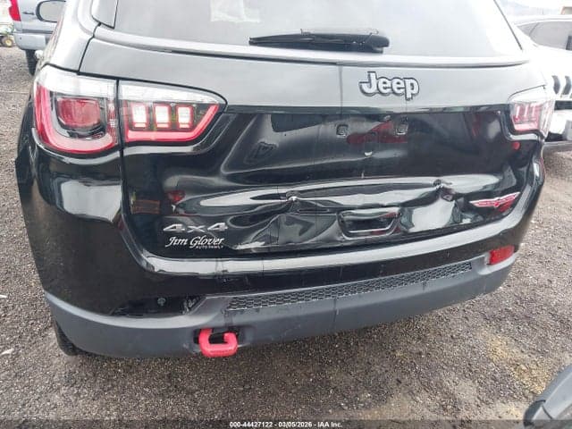 2020 JEEP COMPASS TRAILHAWK 4X4 6