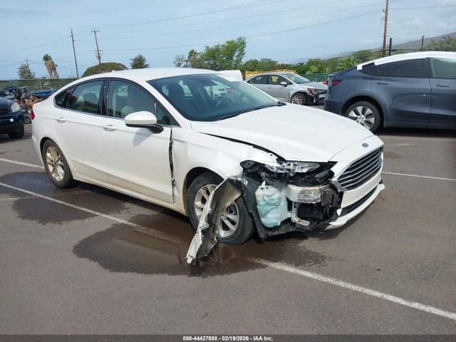 2019 FORD FUSION SE 1