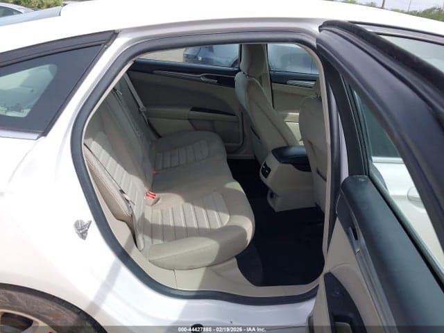 2019 FORD FUSION SE 8
