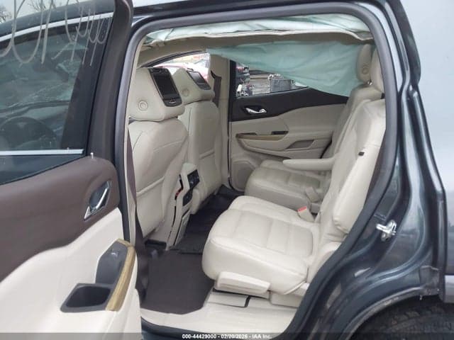 2019 GMC ACADIA DENALI 8