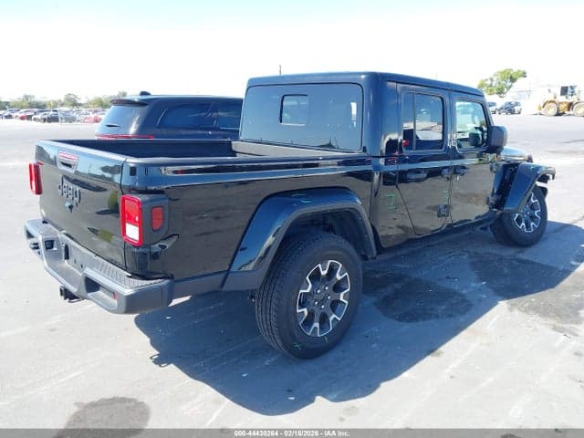 2024 JEEP GLADIATOR SPORT S 4
