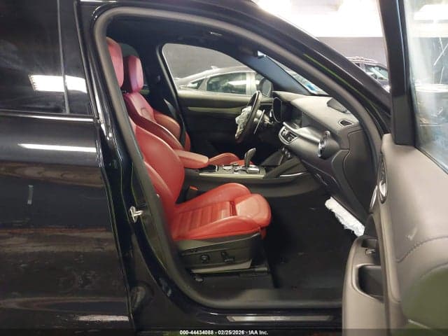 2024 ALFA ROMEO STELVIO VELOCE AWD 5