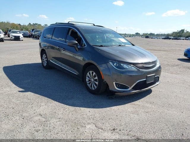 2017 CHRYSLER PACIFICA TOURING-L 1