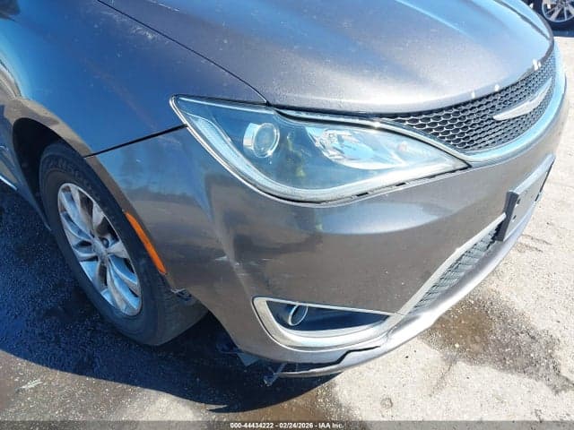 2017 CHRYSLER PACIFICA TOURING-L 17